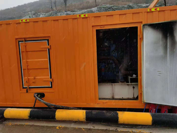 赫山发电车出租-应急柴油发电机组选什么样的比较好?